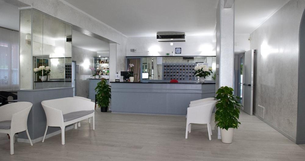 Hotel Anny Lido di Jesolo Exterior photo