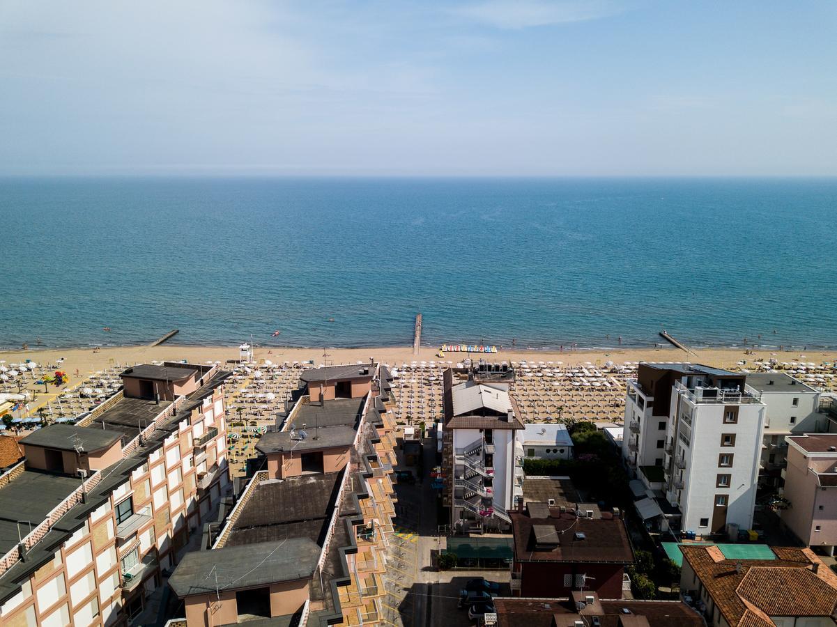 Hotel Anny Lido di Jesolo Exterior photo
