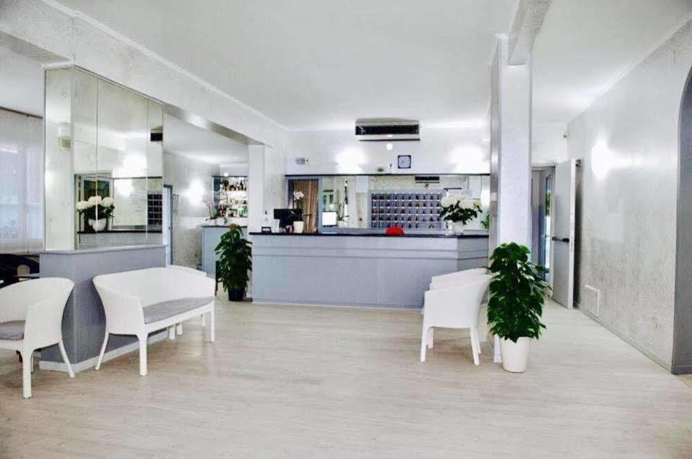 Hotel Anny Lido di Jesolo Exterior photo