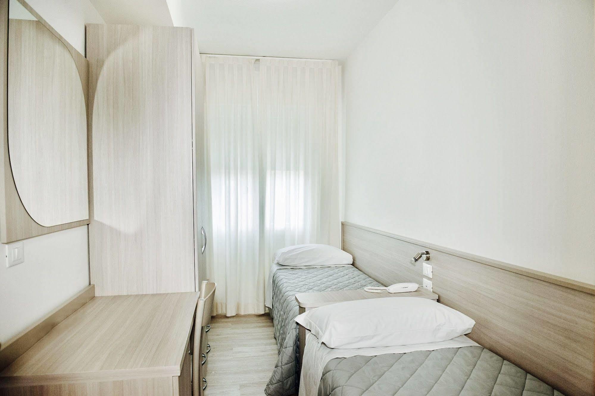 Hotel Anny Lido di Jesolo Exterior photo