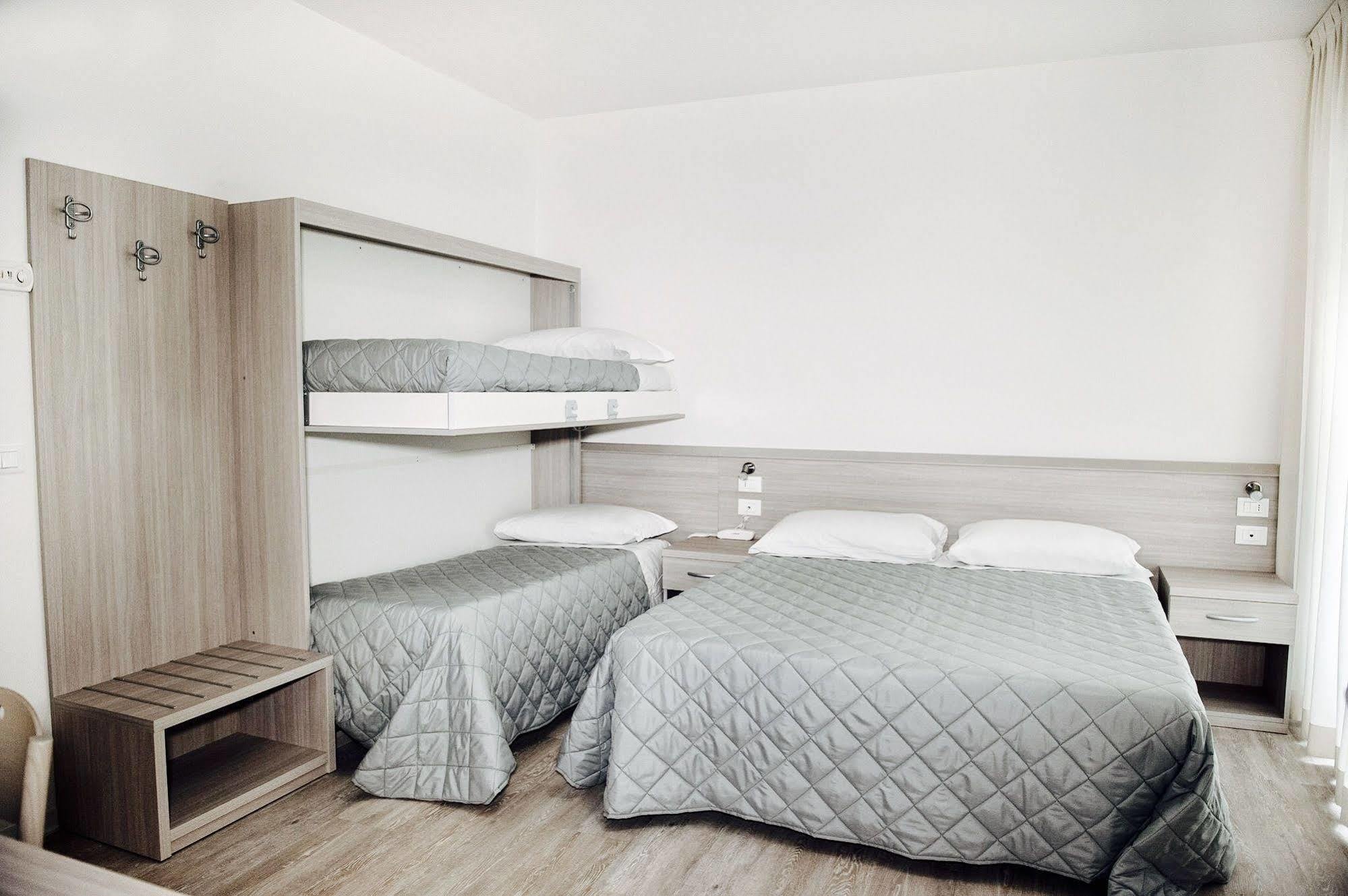Hotel Anny Lido di Jesolo Exterior photo