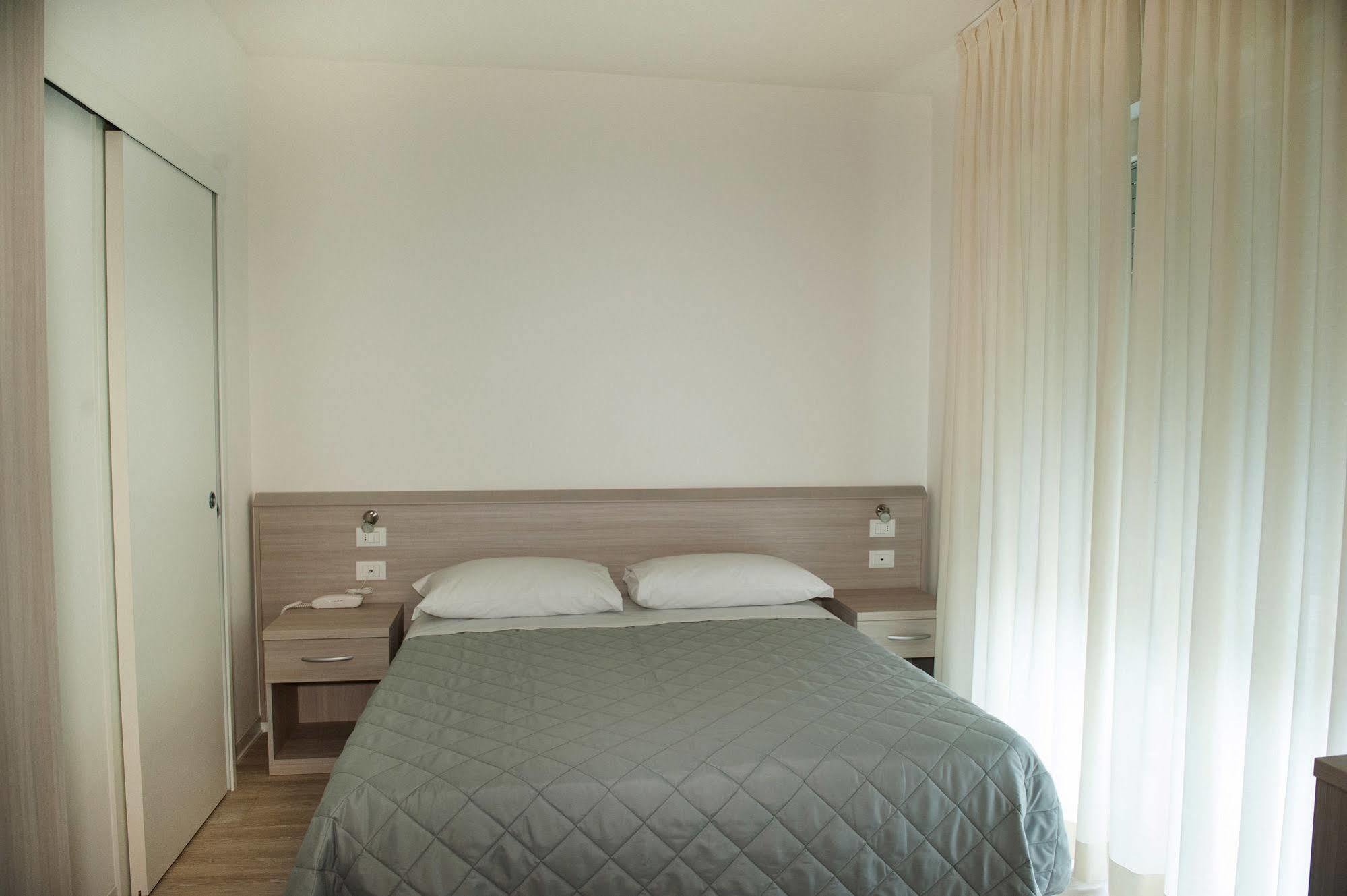 Hotel Anny Lido di Jesolo Exterior photo