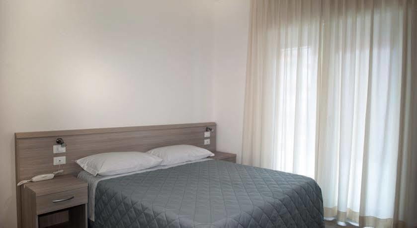 Hotel Anny Lido di Jesolo Exterior photo