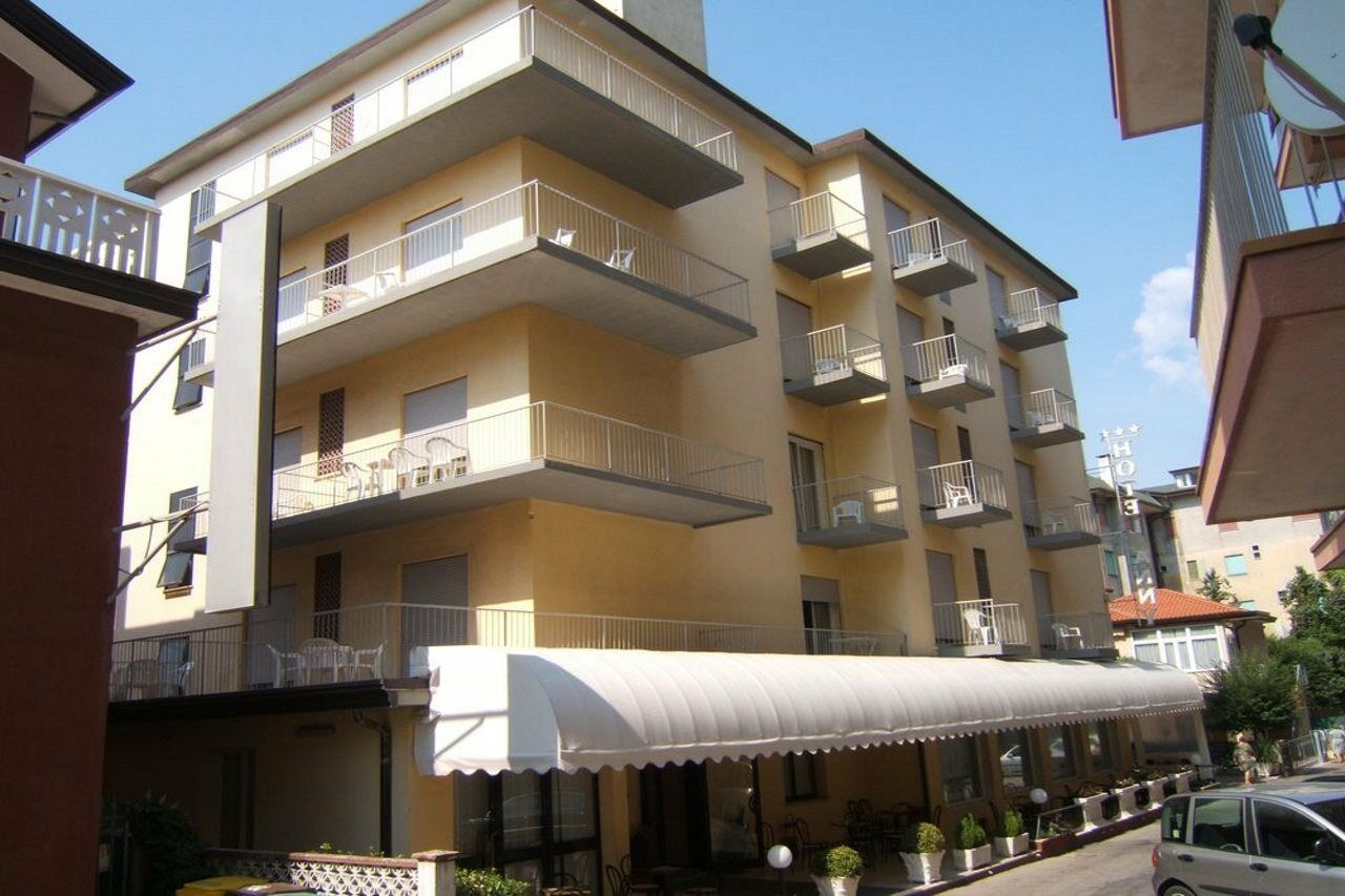 Hotel Anny Lido di Jesolo Exterior photo